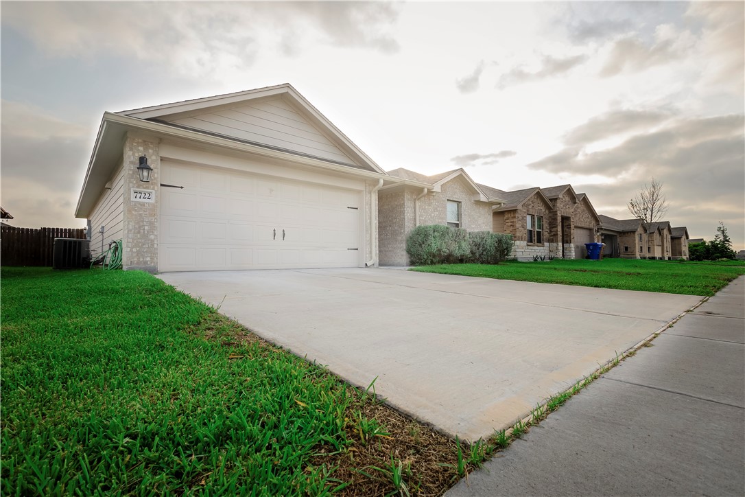 7722 Lariat Toss Drive Corpus Christi TX 78414