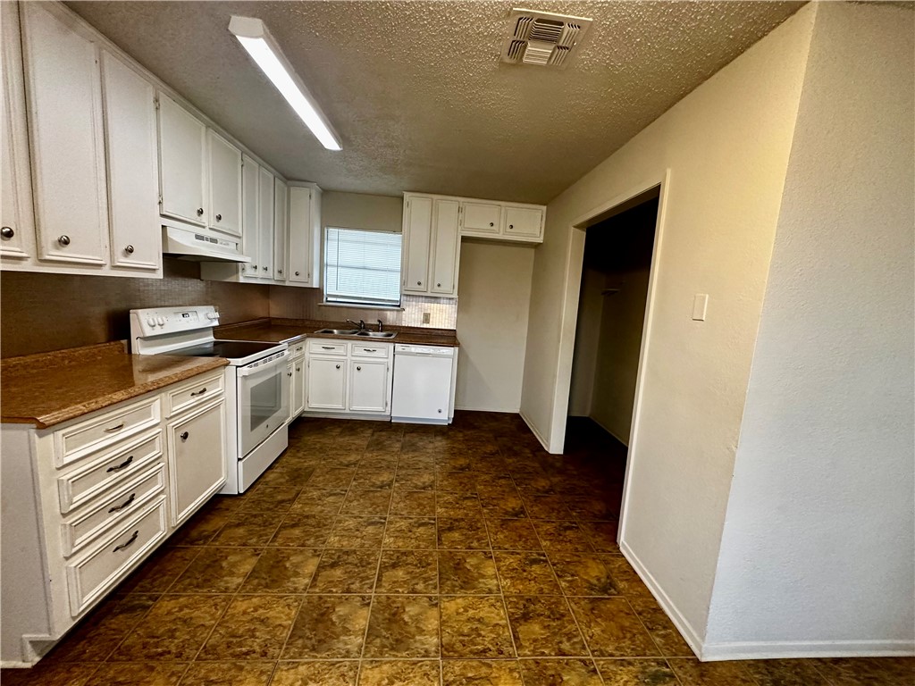 4922 Monitor Street Corpus Christi TX 78415