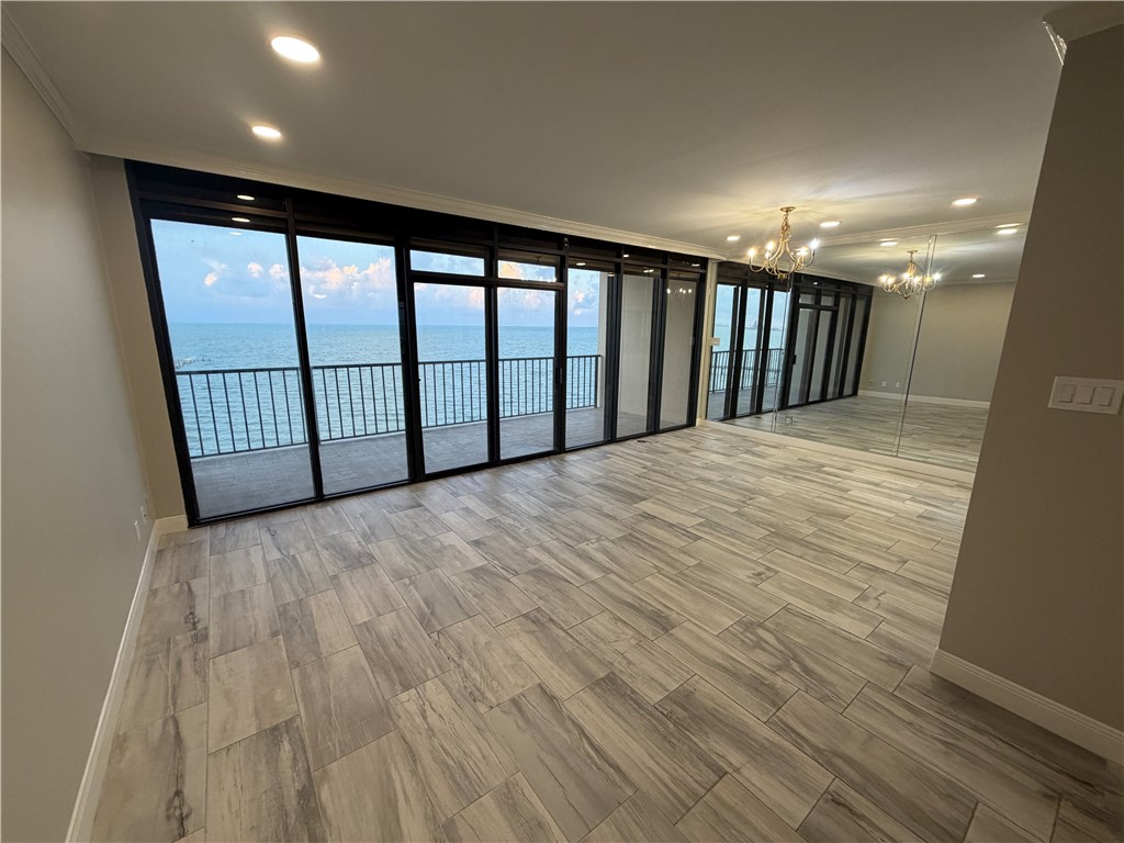 4350 Ocean Drive Corpus Christi TX 78412