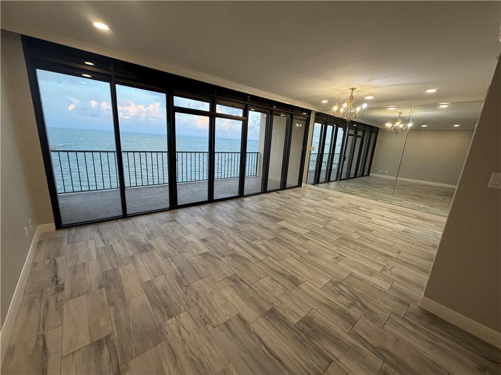 4350 Ocean Drive Corpus Christi TX 78412