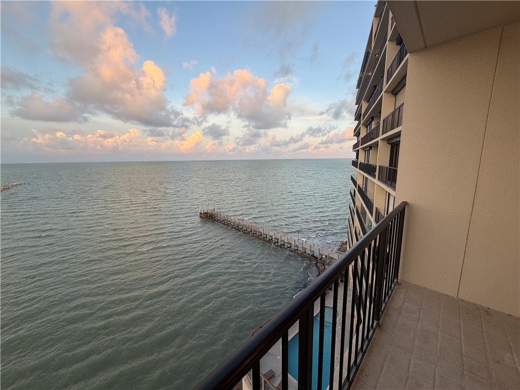 4350 Ocean Drive Corpus Christi TX 78412