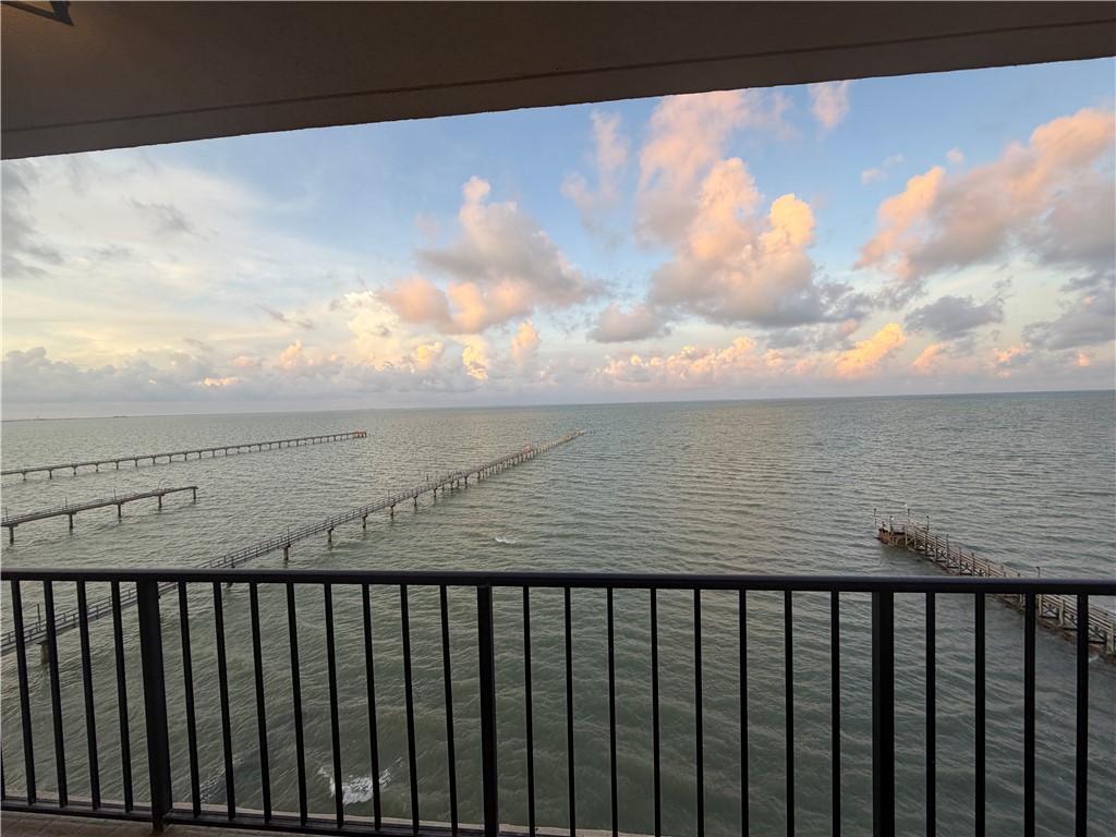 4350 Ocean Drive Corpus Christi TX 78412