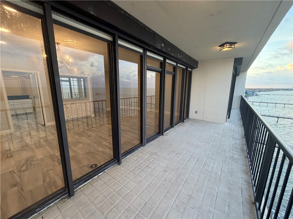 4350 Ocean Drive Corpus Christi TX 78412