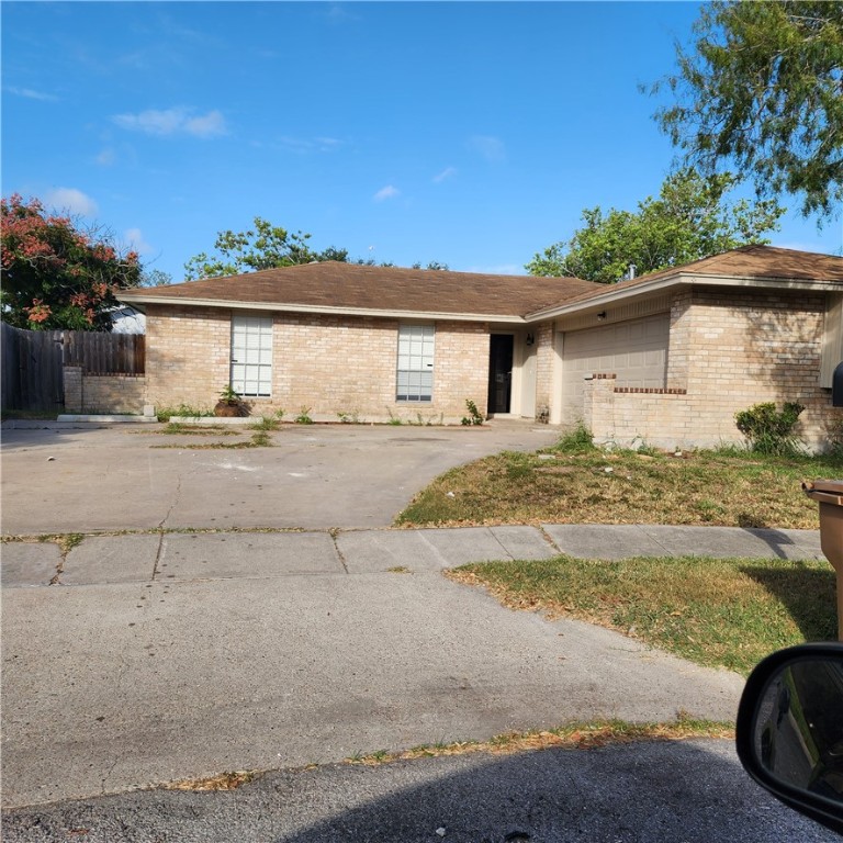 5813 Crest Willow Drive Corpus Christi TX 78415