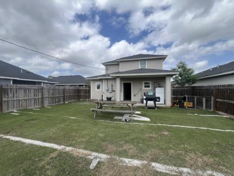 1107 E Kenedy Avenue Kingsville TX 78363