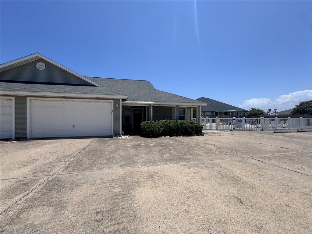 15649 Palmira Ave B Corpus Christi TX 78418