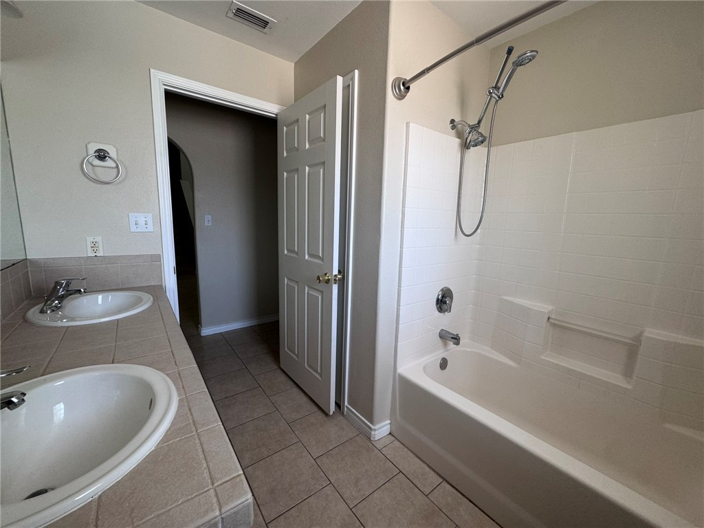 15649 Palmira Ave B Corpus Christi TX 78418