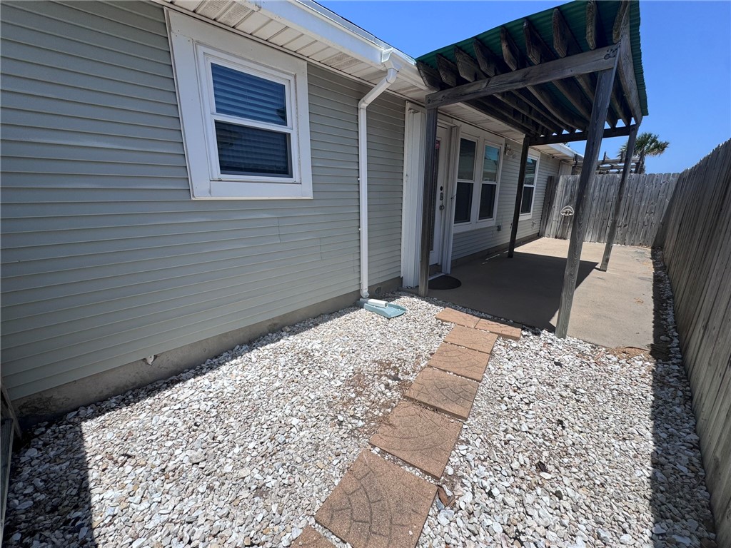15649 Palmira Ave B Corpus Christi TX 78418