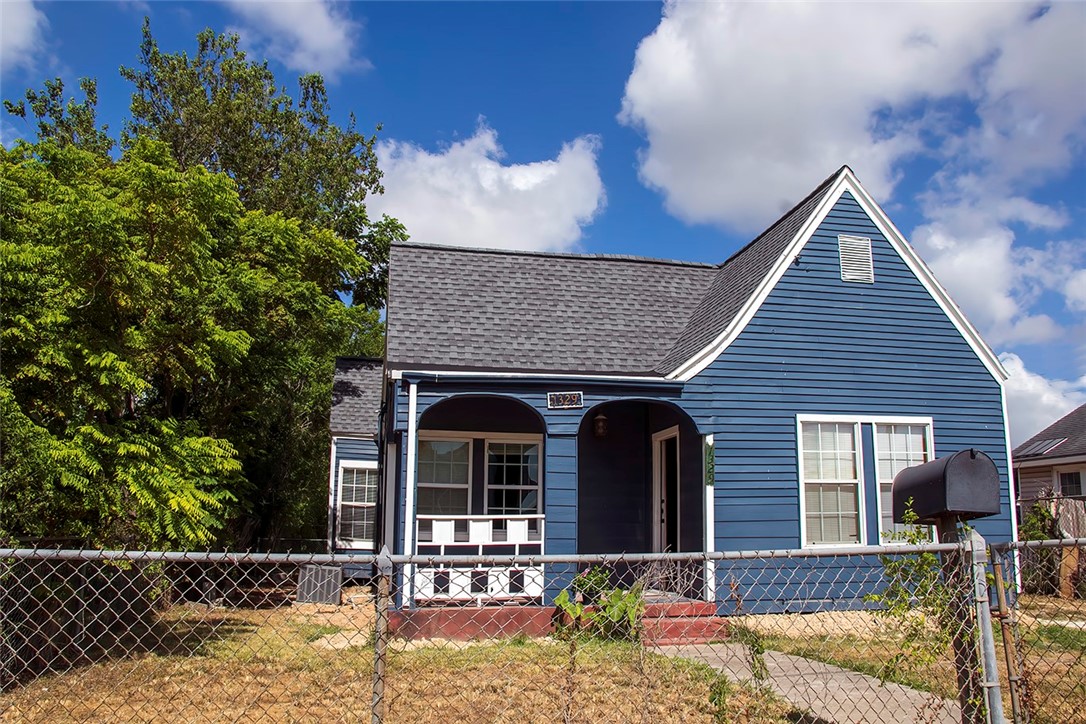 1329 5th Street Corpus Christi TX 78404