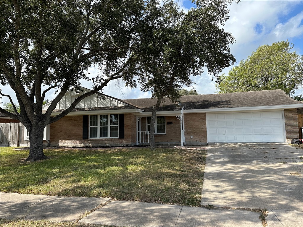 502 Greenway Drive Corpus Christi TX 78412