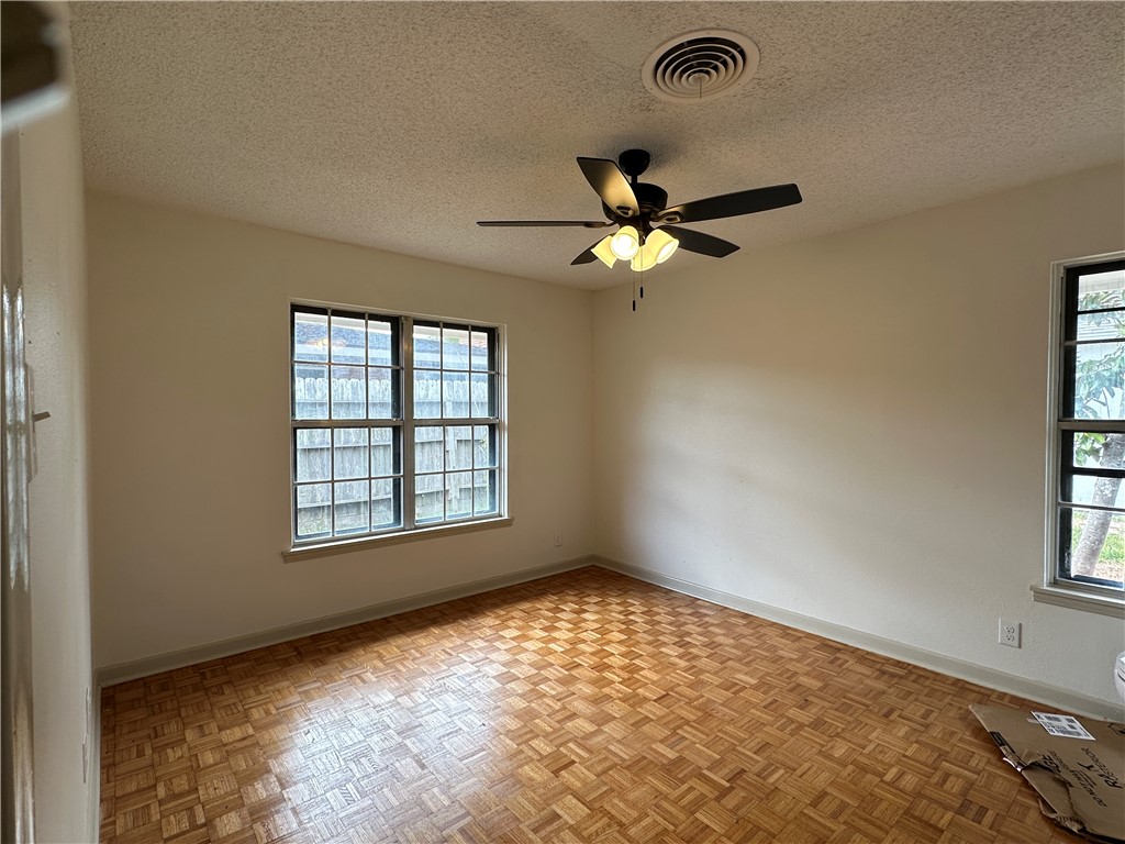 502 Greenway Drive Corpus Christi TX 78412