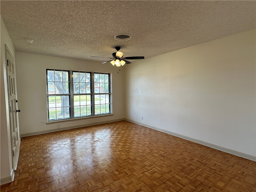 502 Greenway Drive Corpus Christi TX 78412