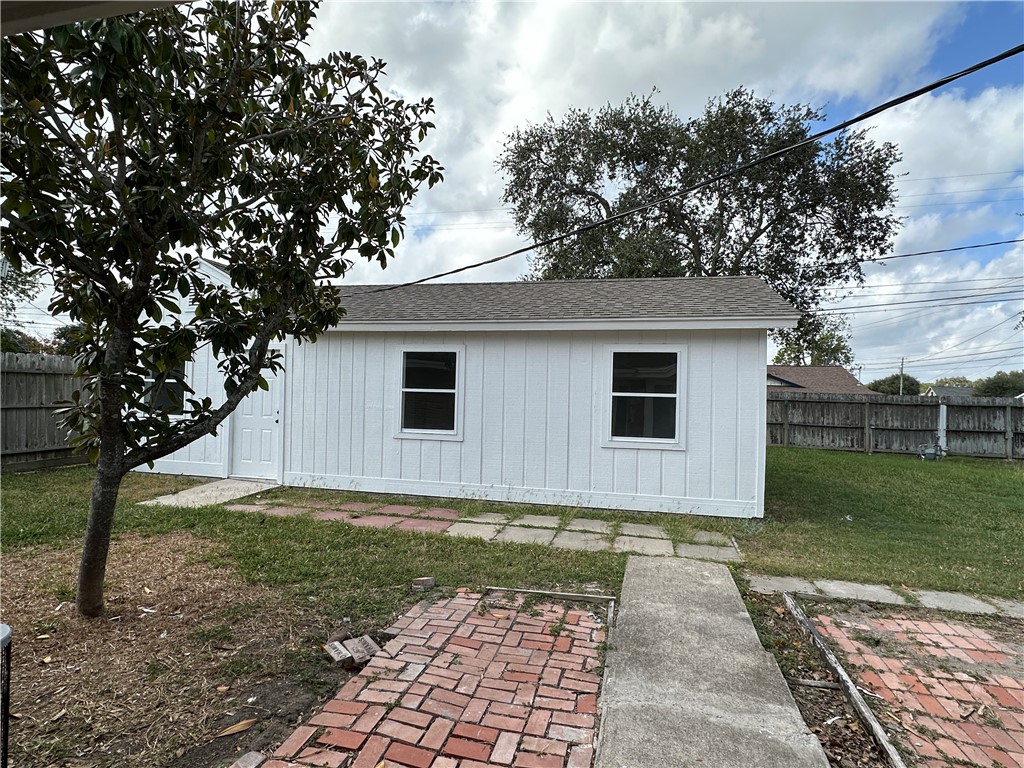 502 Greenway Drive Corpus Christi TX 78412