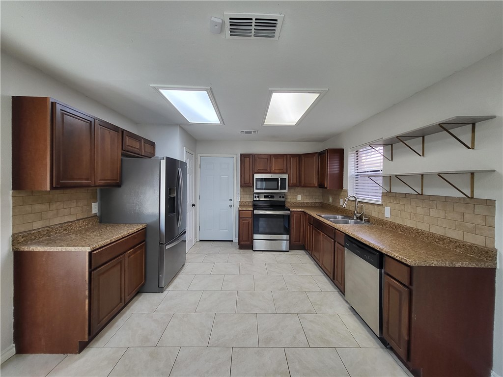 7021 Laramie Corpus Christi TX 78414