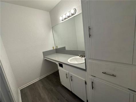 2112 Memorial Parkway Portland TX 78374
