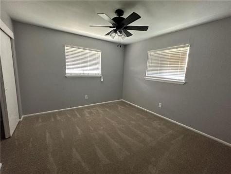 2112 Memorial Parkway Portland TX 78374