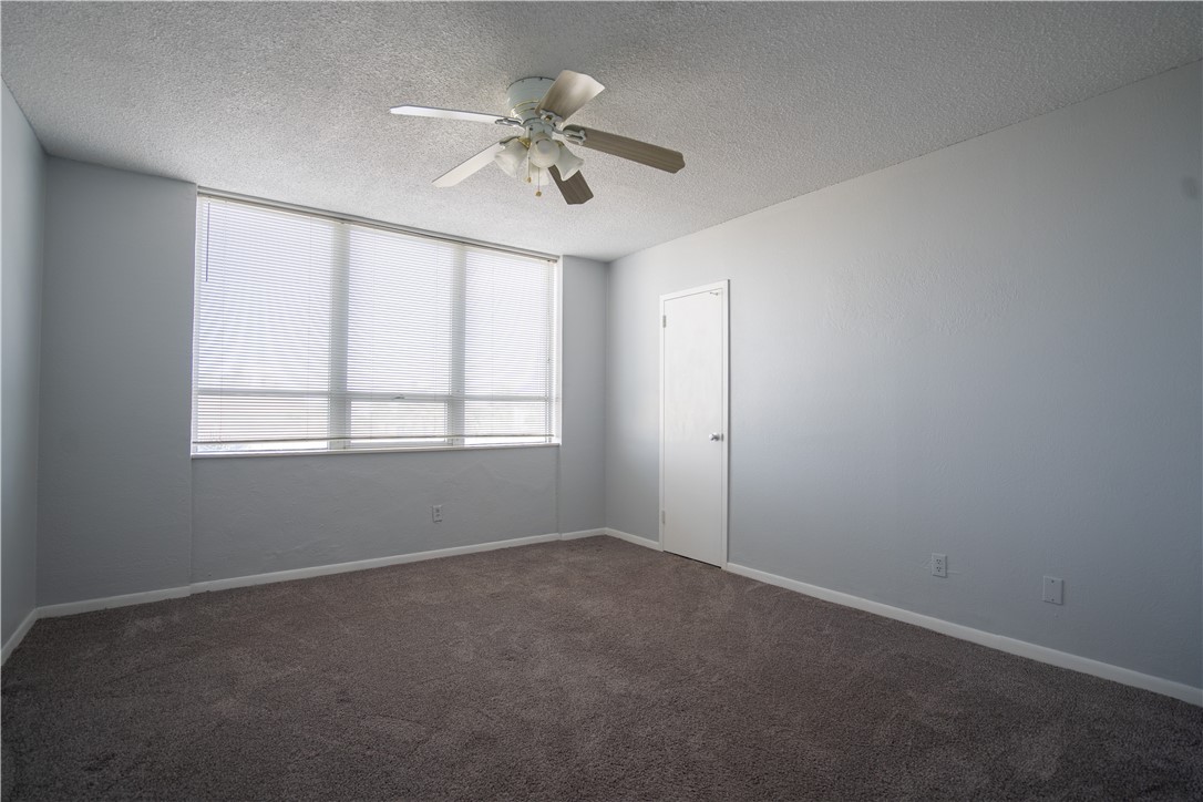 715 S Upper Broadway Street 406 Corpus Christi TX 78401