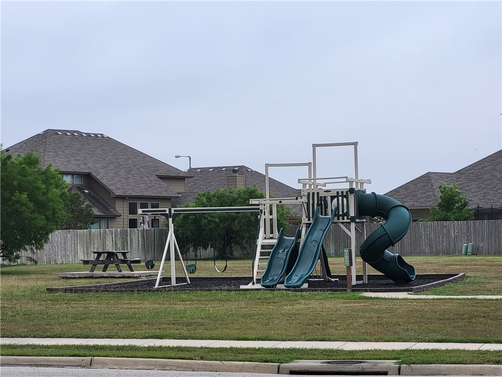 2526 Las Estrellas Street Corpus Christi TX 78414
