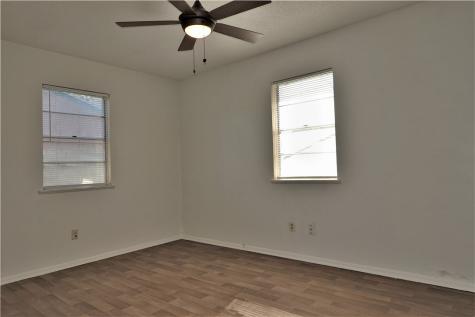 1028 Starlite Drive Portland TX 78374