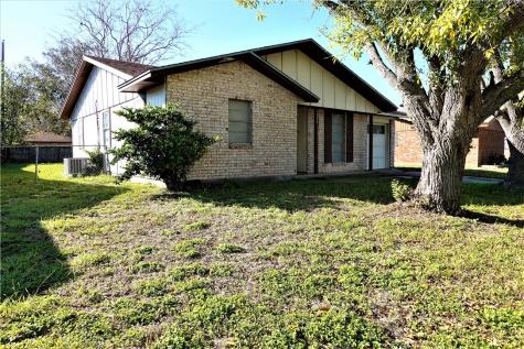 1028 Starlite Drive Portland TX 78374