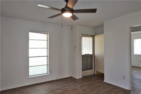 1028 Starlite Drive Portland TX 78374
