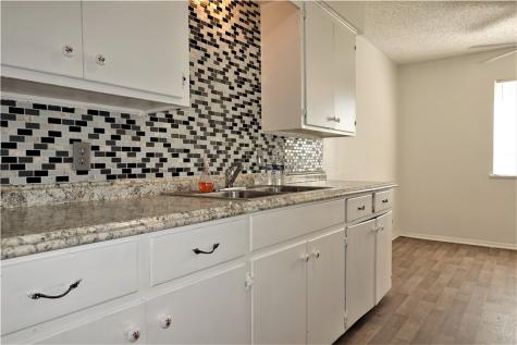 1028 Starlite Drive Portland TX 78374