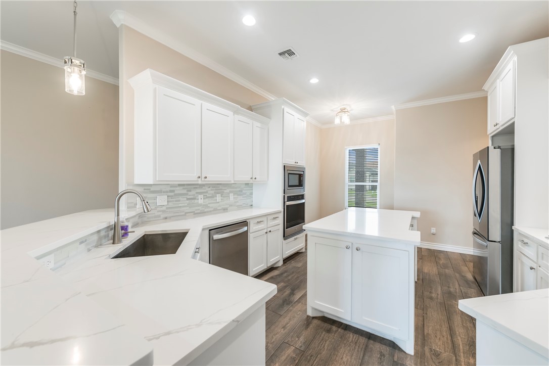 7730 Sophia Drive Corpus Christi TX 78414