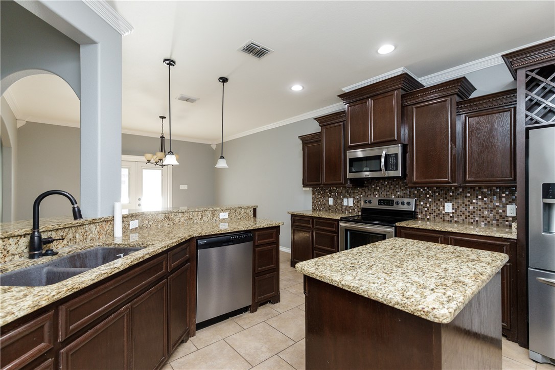 8314 Excalibur Road Corpus Christi TX 78414