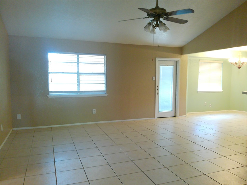 2118 Meadowgrove Drive Corpus Christi TX 78414