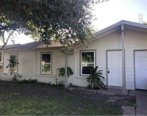 1909 Glenfield Drive Corpus Christi TX 78416