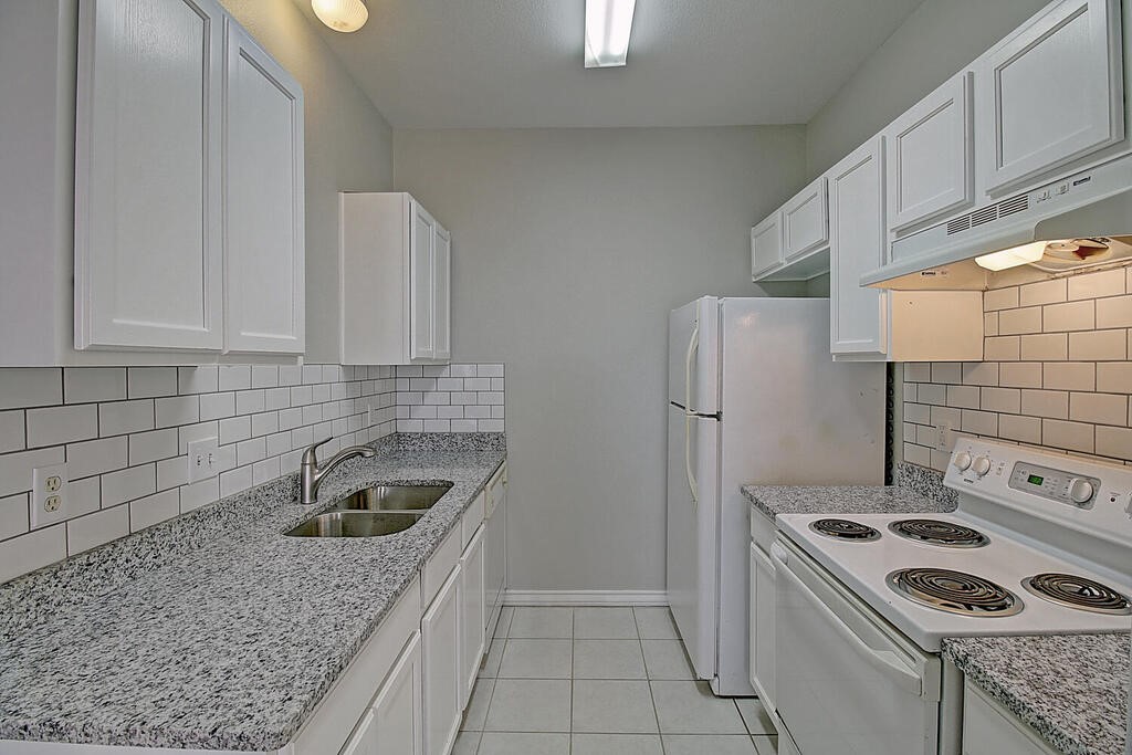 13986 Fortuna Bay Dr C Corpus Christi TX 78418