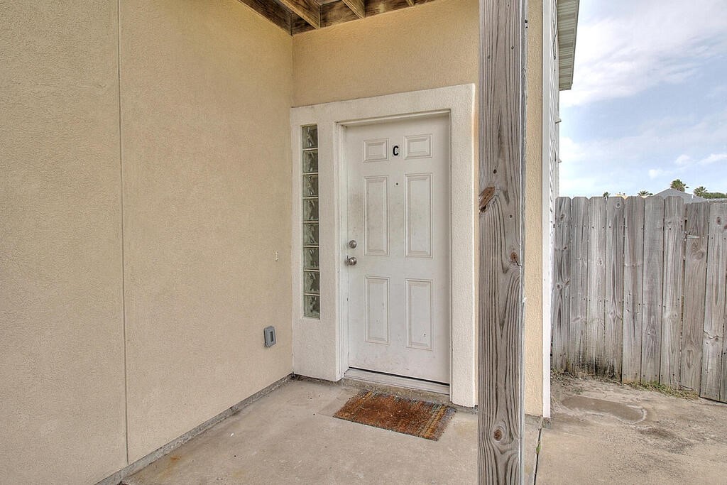 13986 Fortuna Bay Dr C Corpus Christi TX 78418
