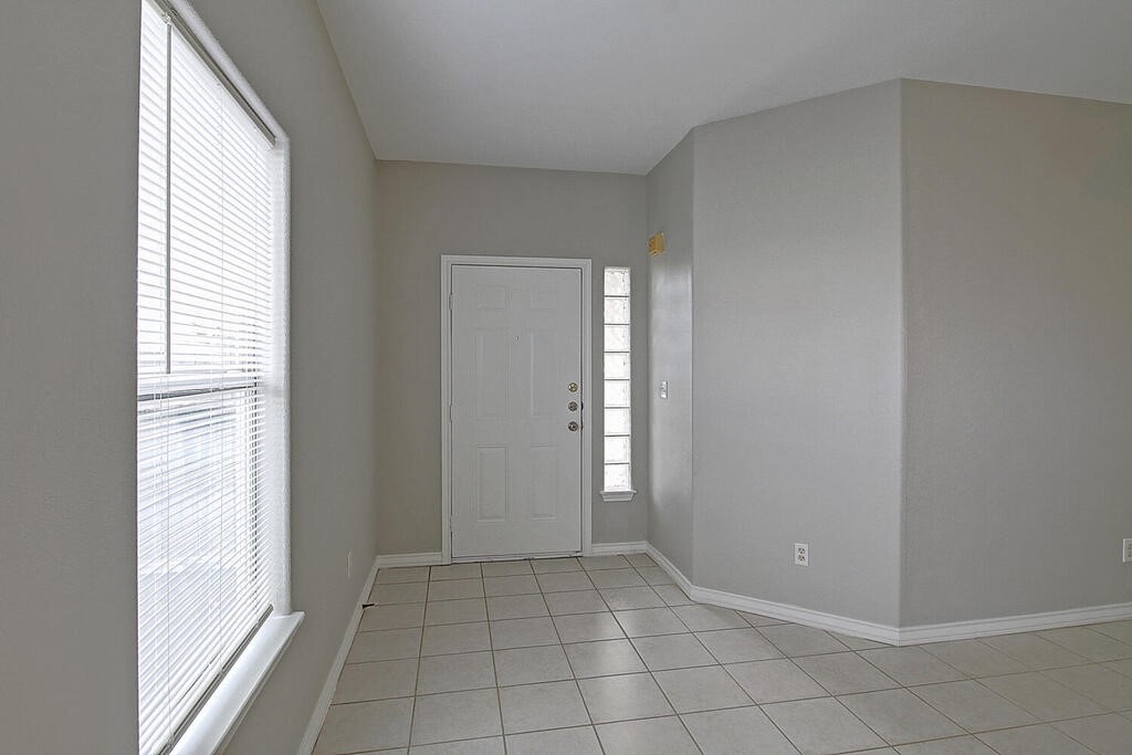 13986 Fortuna Bay Dr C Corpus Christi TX 78418