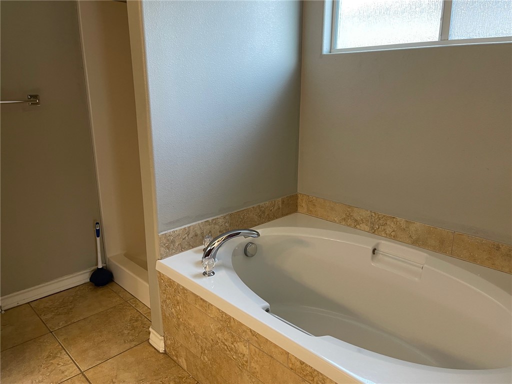3334 Wood Creek Drive Corpus Christi TX 78410