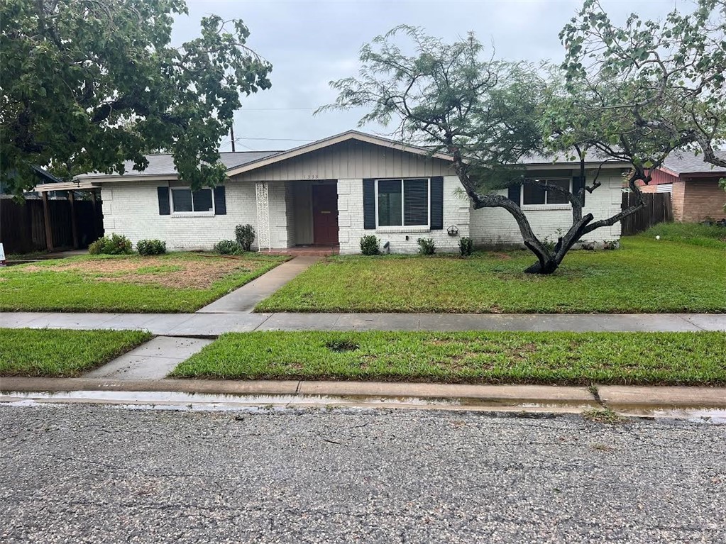 1333 Easthaven Drive Corpus Christi TX 78412