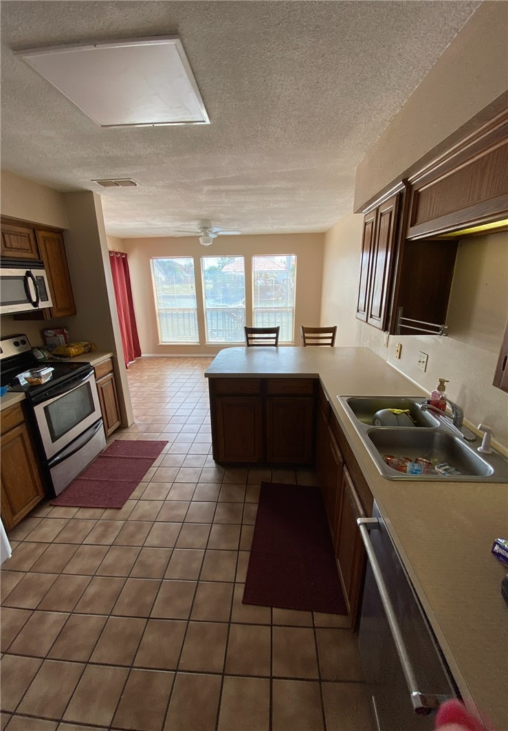 15326 Bonasse Court 703 Corpus Christi TX 78418