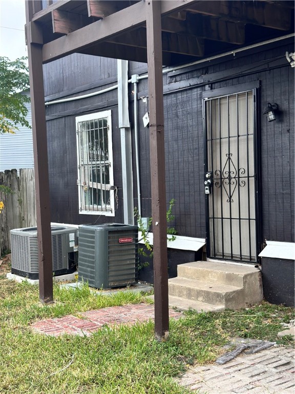 907 Elizabeth Street 1 Corpus Christi TX 78404