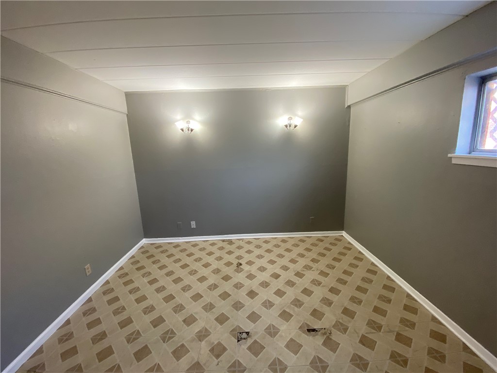 4621 Gollihar 1 Corpus Christi TX 78411