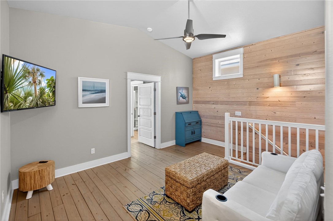 2821 S 11th Street 104 Port Aransas TX 78373