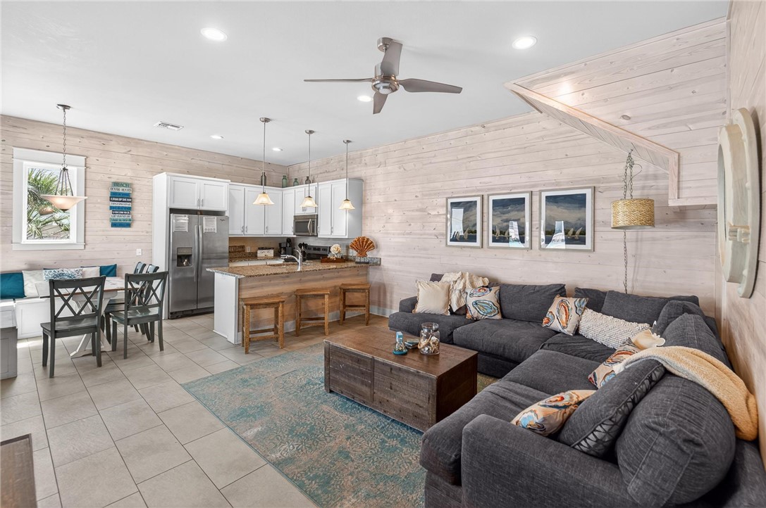 2821 S 11th Street 104 Port Aransas TX 78373