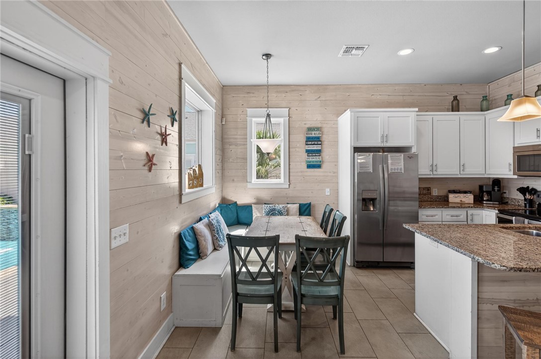 2821 S 11th Street 104 Port Aransas TX 78373
