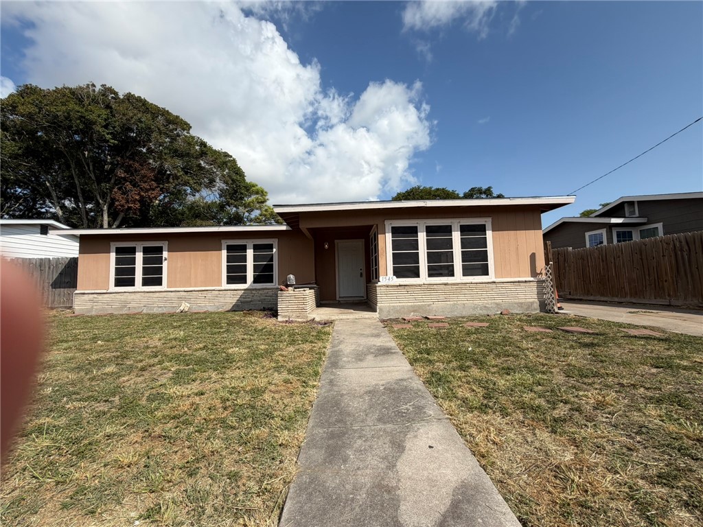 1545 Lea Lane Corpus Christi TX 78415