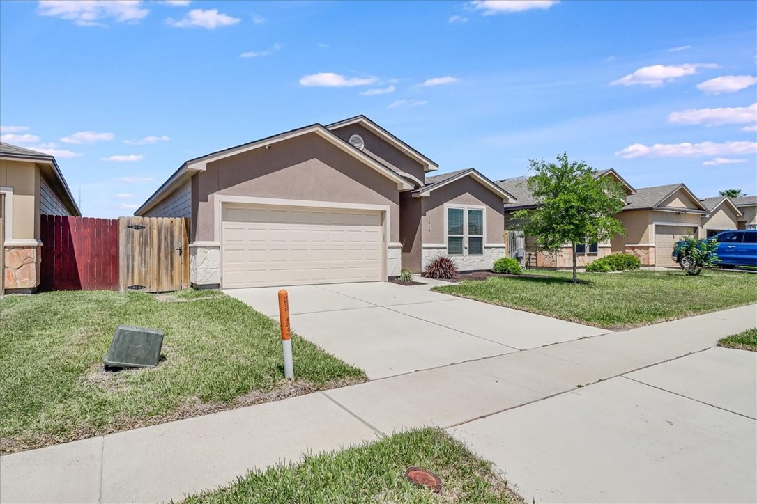 7610 Quartz Drive Corpus Christi TX 78414