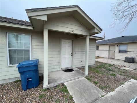 2109 Breezeway Ingleside TX 78362