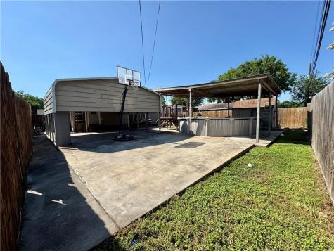 746 Lansdown Drive Corpus Christi TX 78412