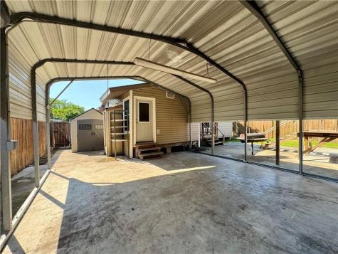 746 Lansdown Drive Corpus Christi TX 78412