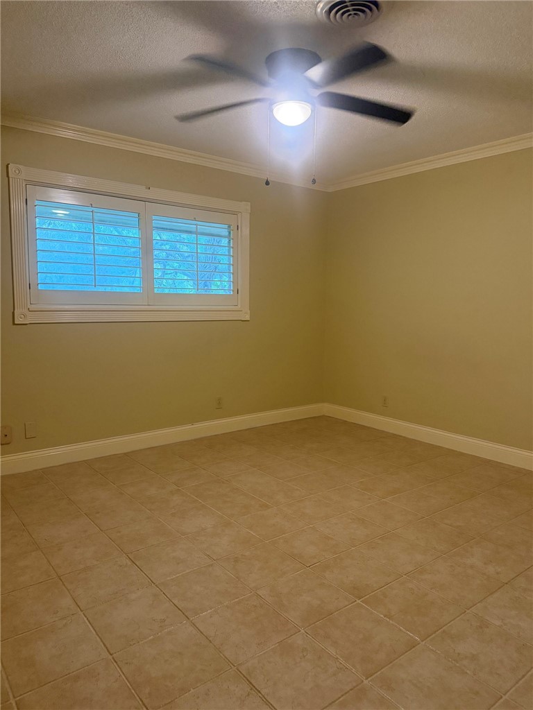 302 Montclair Drive Corpus Christi TX 78412