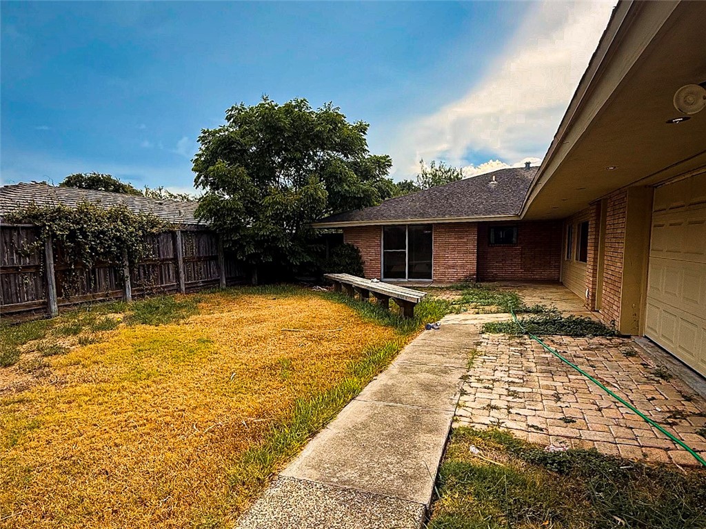 302 Montclair Drive Corpus Christi TX 78412