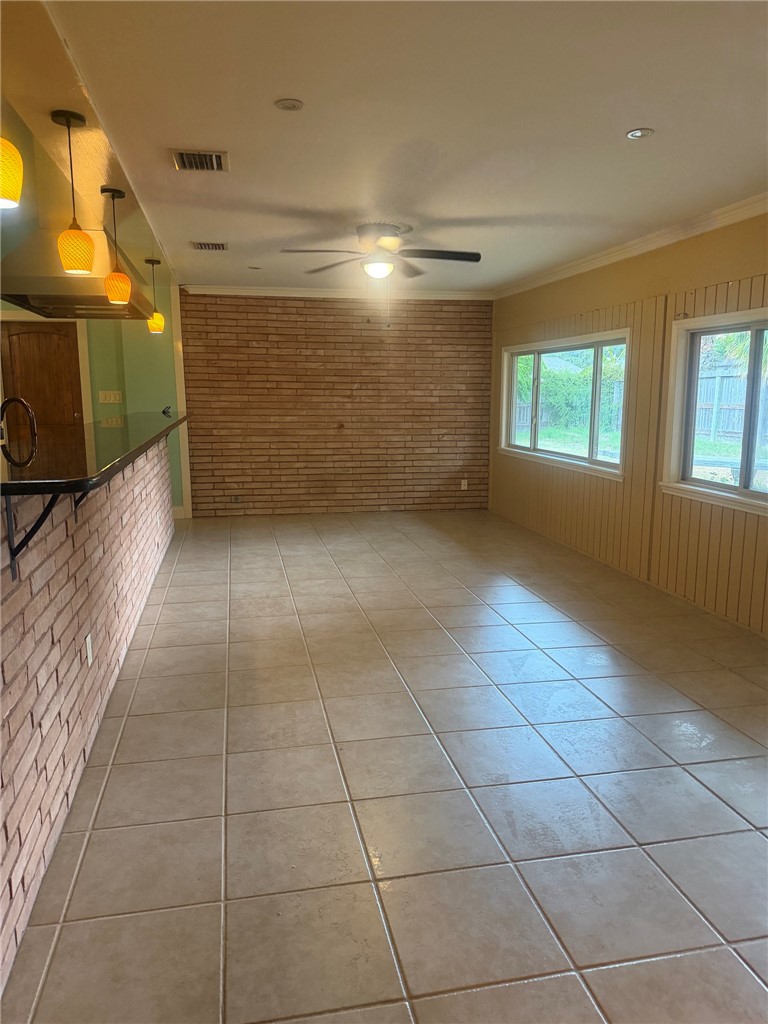 302 Montclair Drive Corpus Christi TX 78412