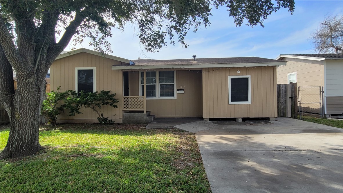 5713 Bobalo Drive Corpus Christi TX 78412